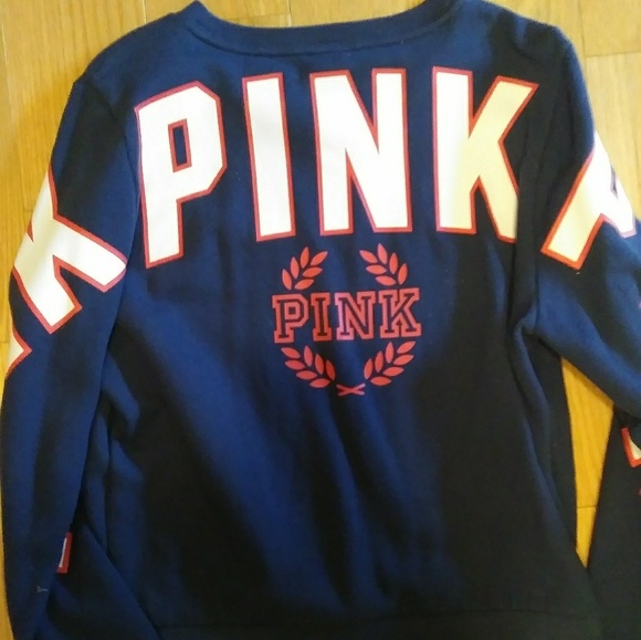 PINK Victoria's Secret Tops - 🏈LIKE NEW VS PINK sweatshirt🏈